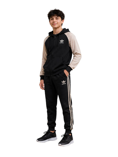 Autumn beige sports set
