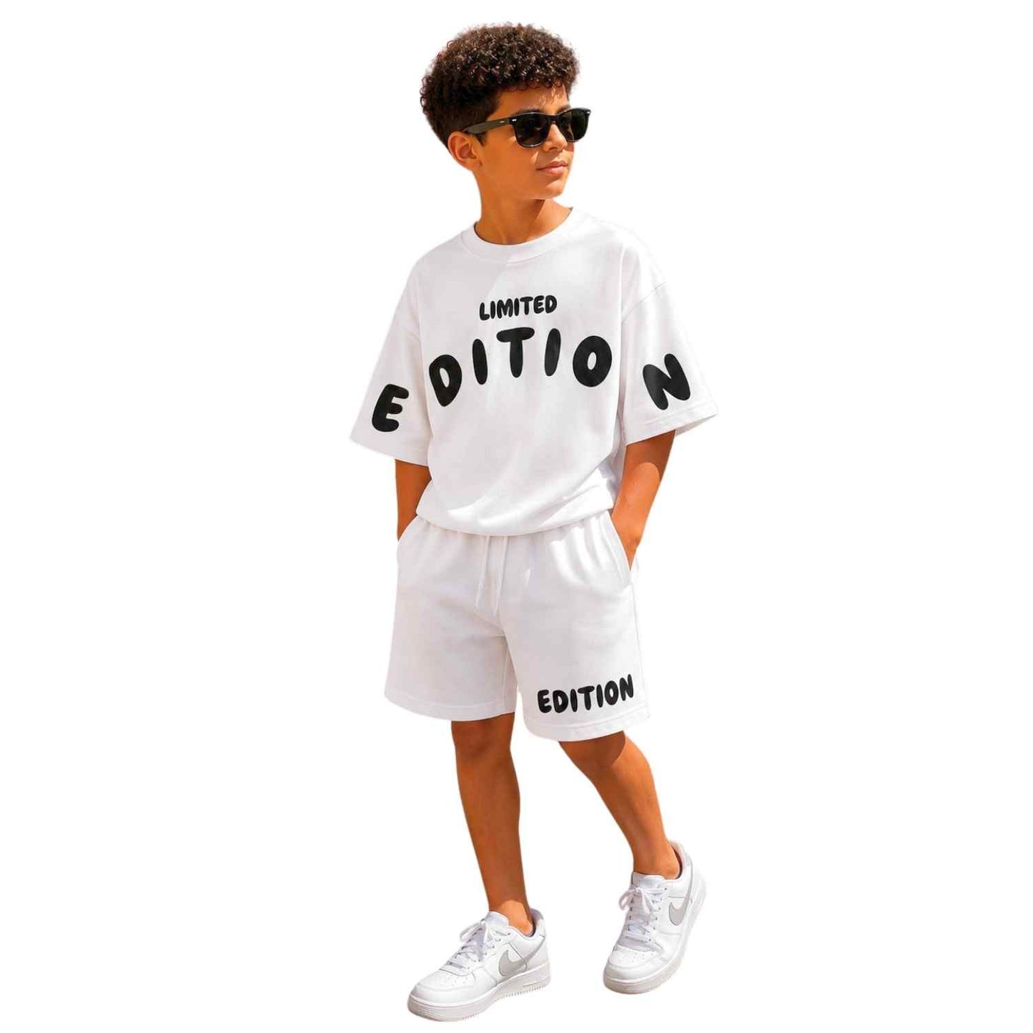 طقم خروج Limited Edition White  صيفي أولادي